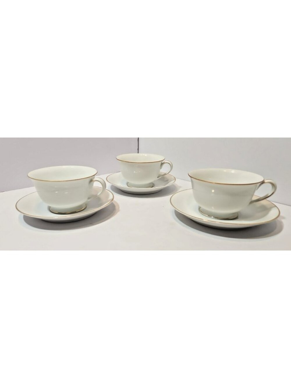 Antique Noritake 1920's Handpainted White with Gold Trim Teacups & Saucers Set 3